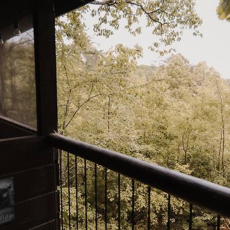 Misty Mountain Sunrise Villa Sevierville Exterior photo