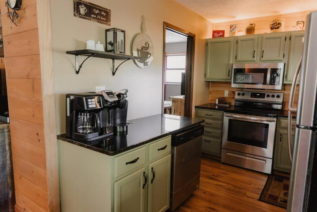 Misty Mountain Sunrise Villa Sevierville Exterior photo