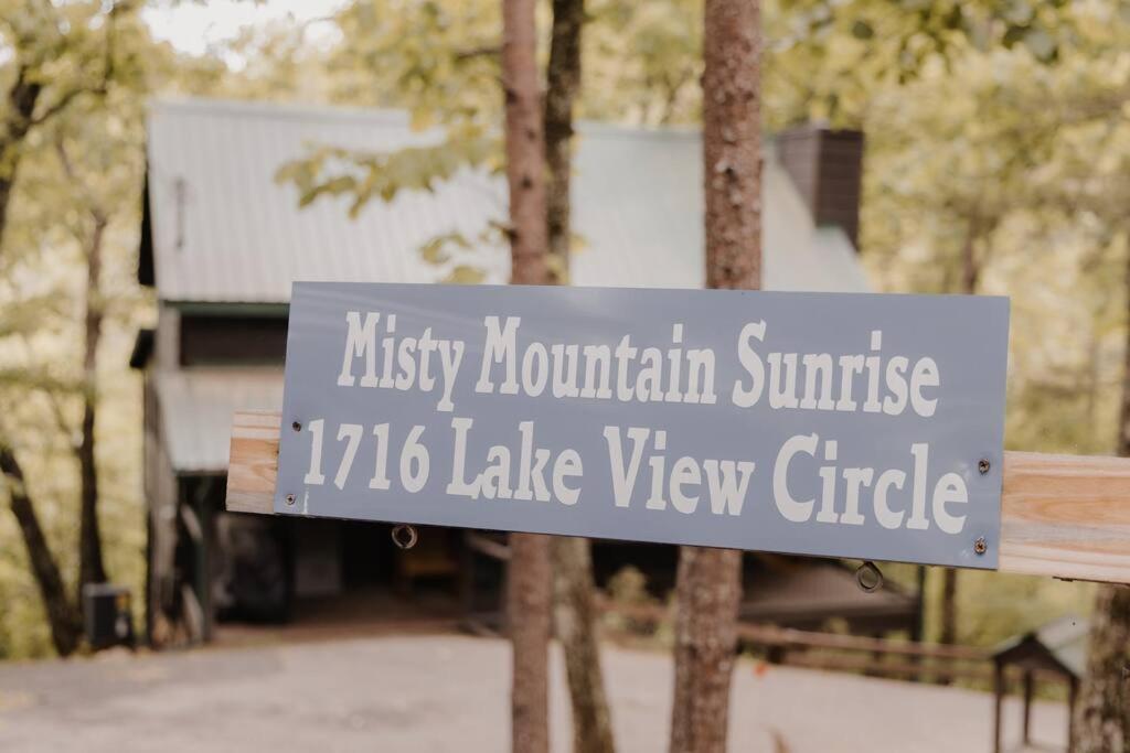Misty Mountain Sunrise Villa Sevierville Exterior photo