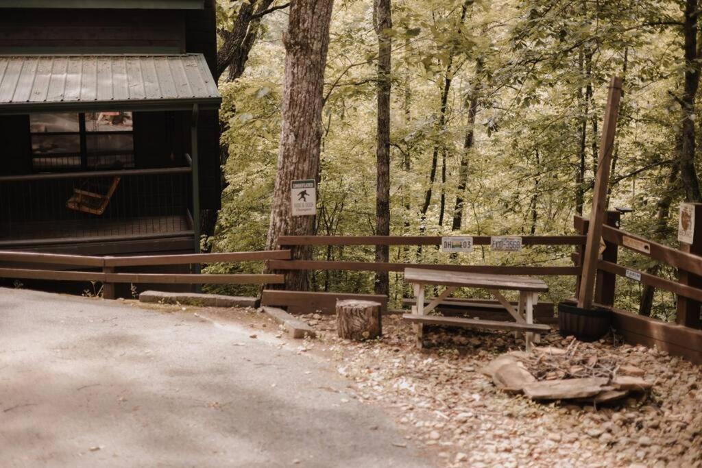 Misty Mountain Sunrise Villa Sevierville Exterior photo
